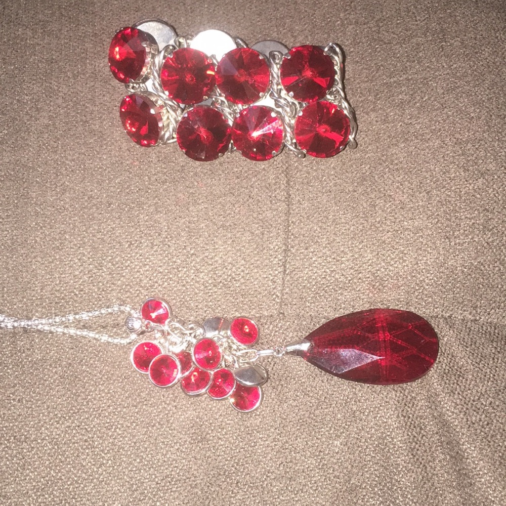 Necklace and bracelet